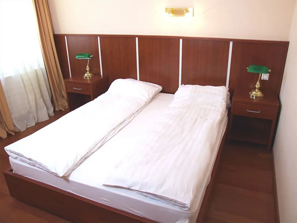 Hotel Atlas Residence Munich